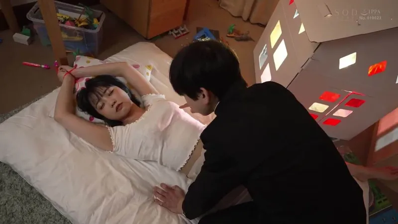 Trả thù anh trai thường xuyên bắt nạt bằng cách xoạc ghệ anh ấy